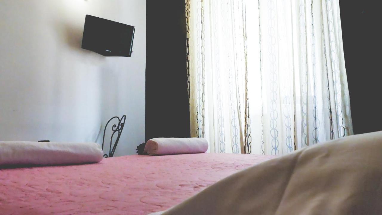 Romadelante Hotel Kültér fotó