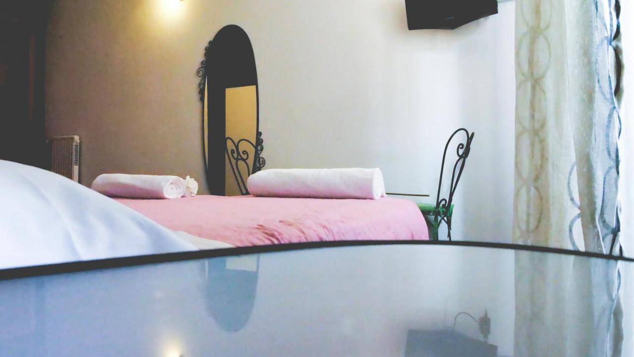 Romadelante Hotel Kültér fotó